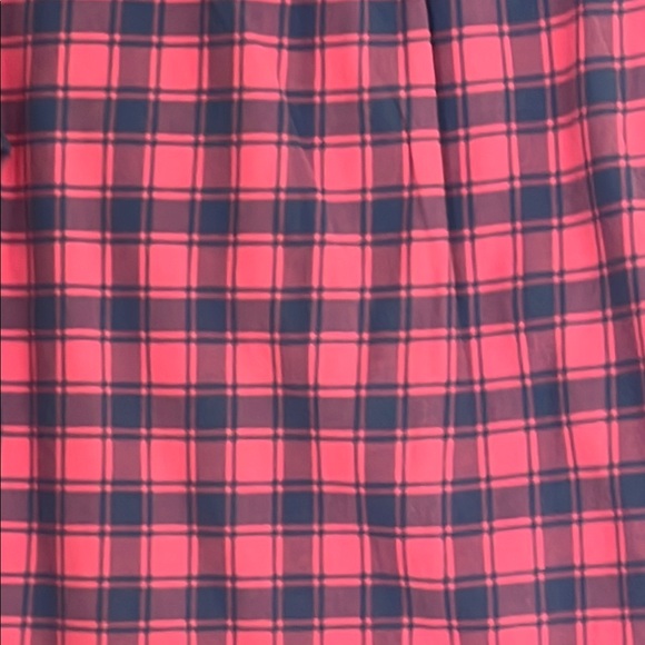 Vineyard Vines Pink and Blue Casual Button Down Shirt - Picture 9 of 9